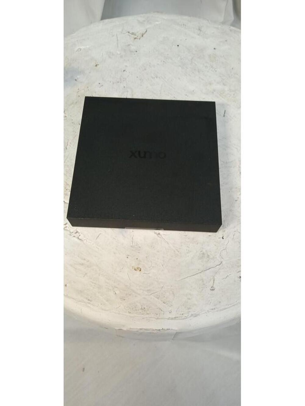 Xumo Stream Box ES1 (A) 4K UHD Dolby Vision Atmos HDMI Media Player